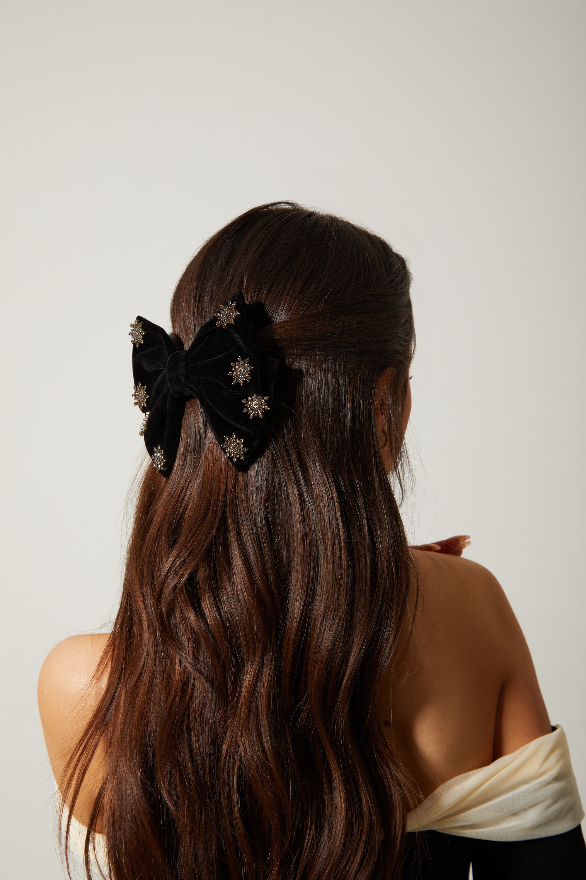 Lola Beaded Bow