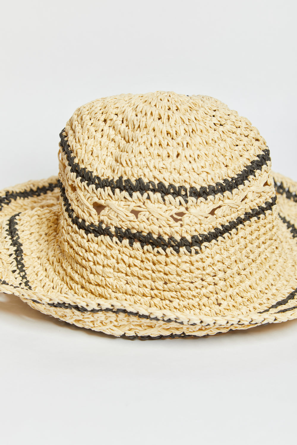 Madein straw striped bucket hat