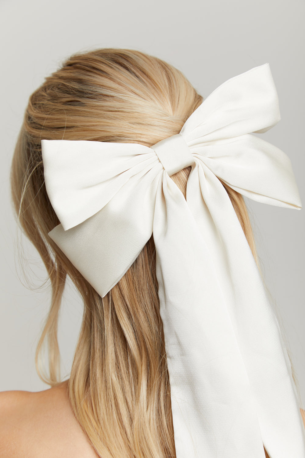 Madein Cream Bow Clip