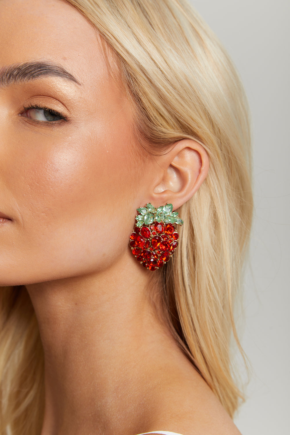 Madein Embellished strawberry earrings