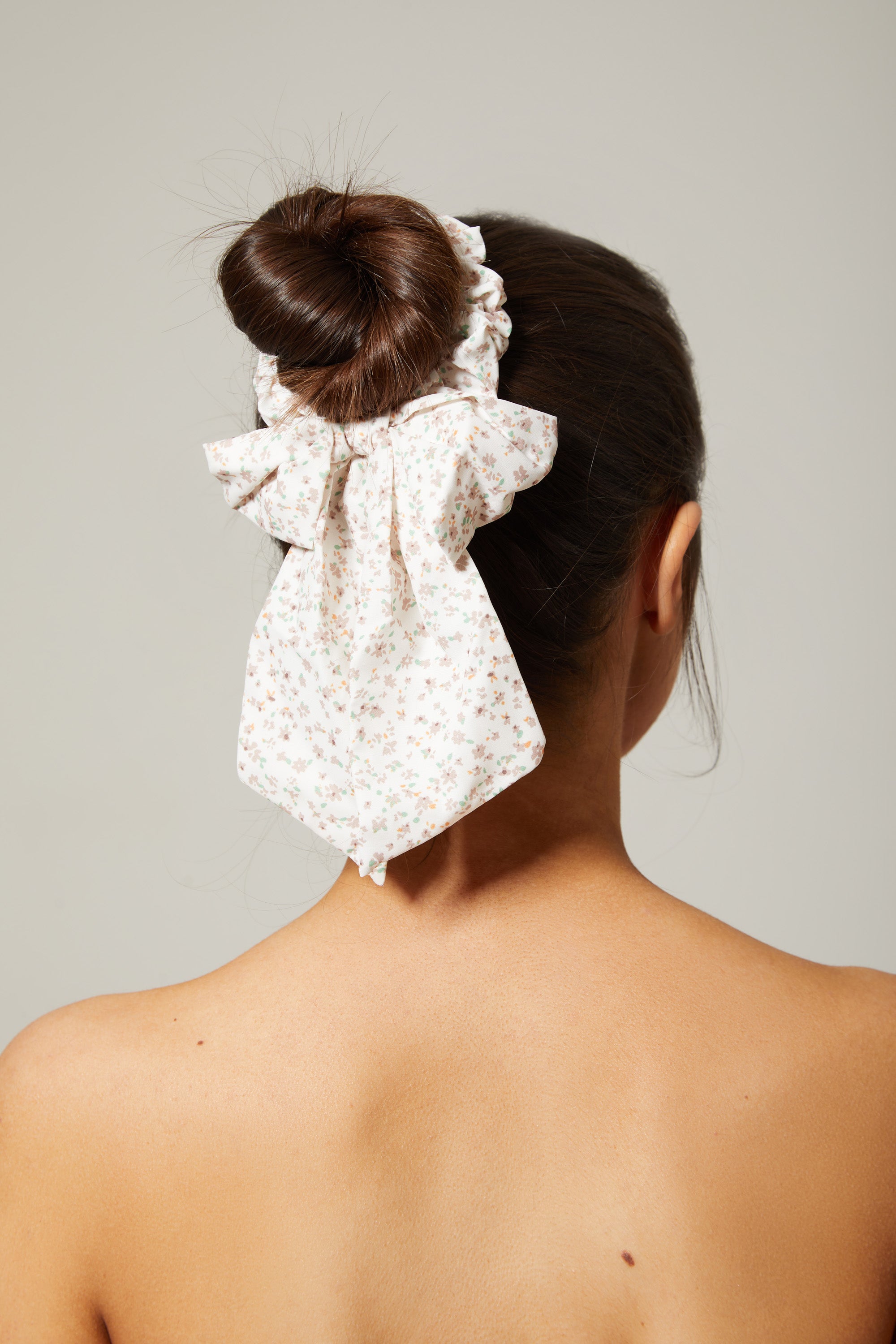 Ditsy floral print hairbow scrunchie