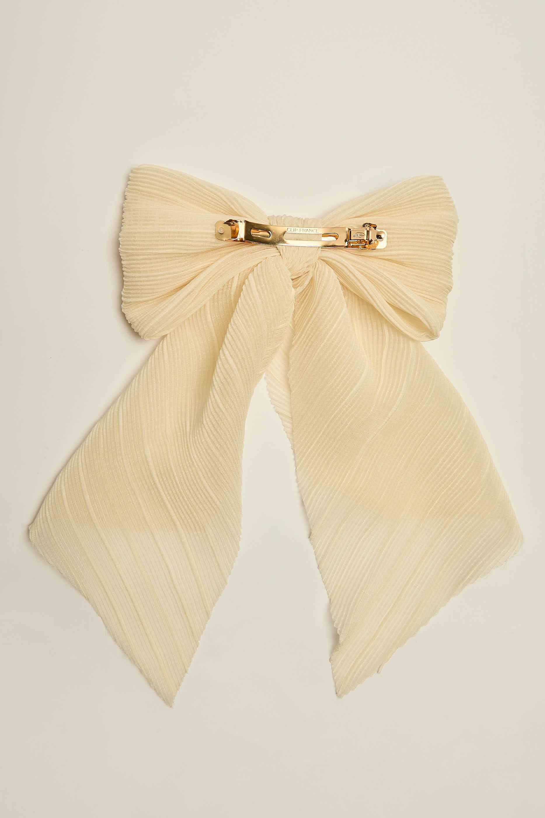 Oversized Elise Pleated Bow