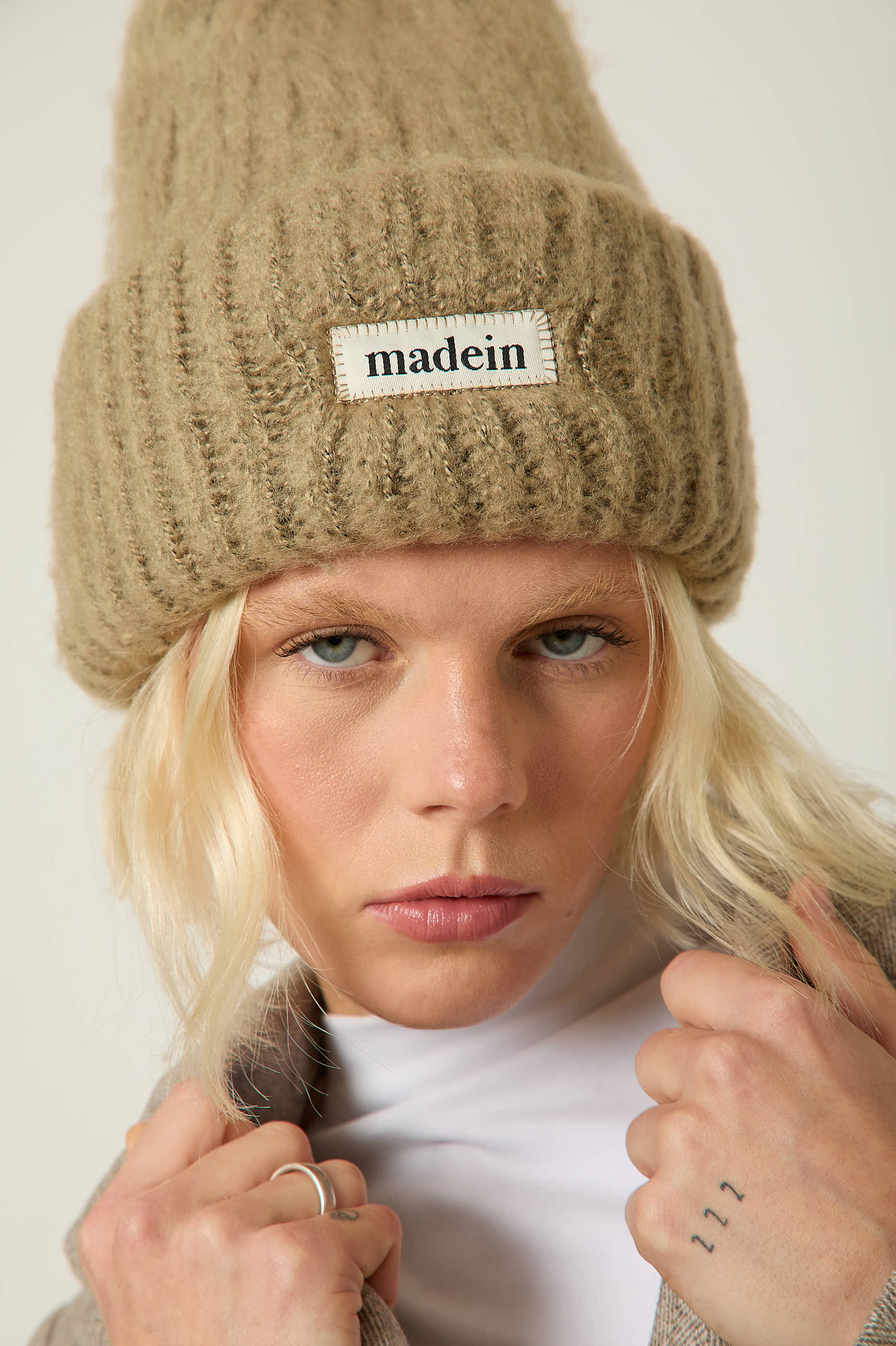 Boucle Knit Kiersten Beanie Brown