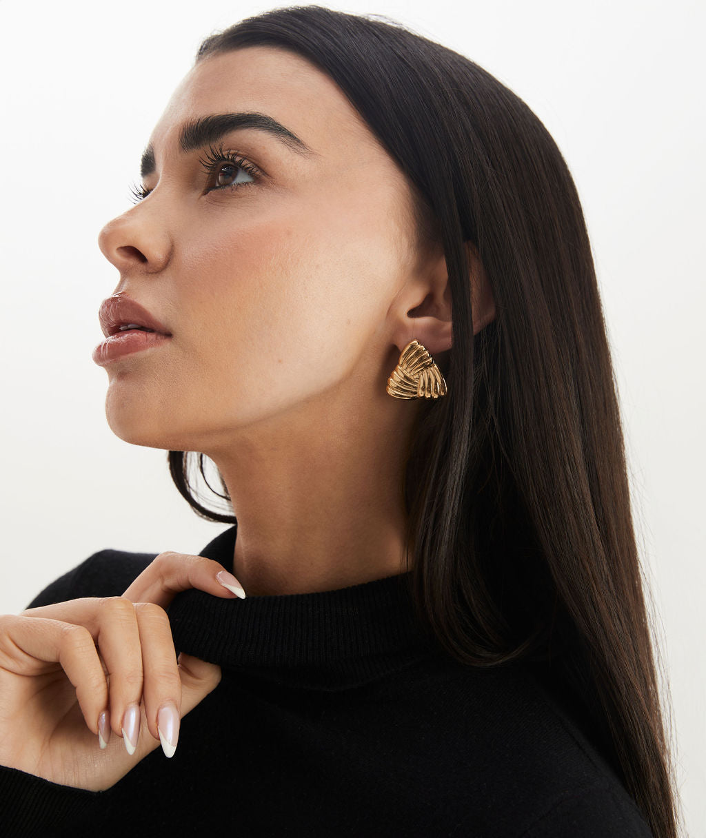 Nina Triangular Ribbed Earrings