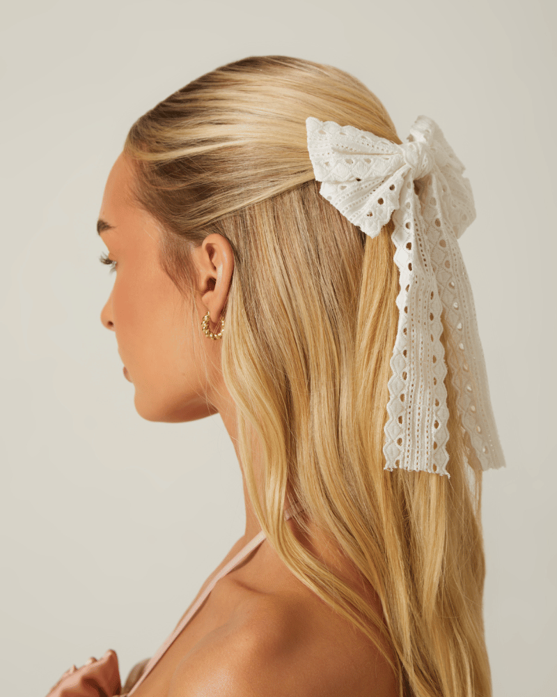 Signature Broderie Lace Bow Clip